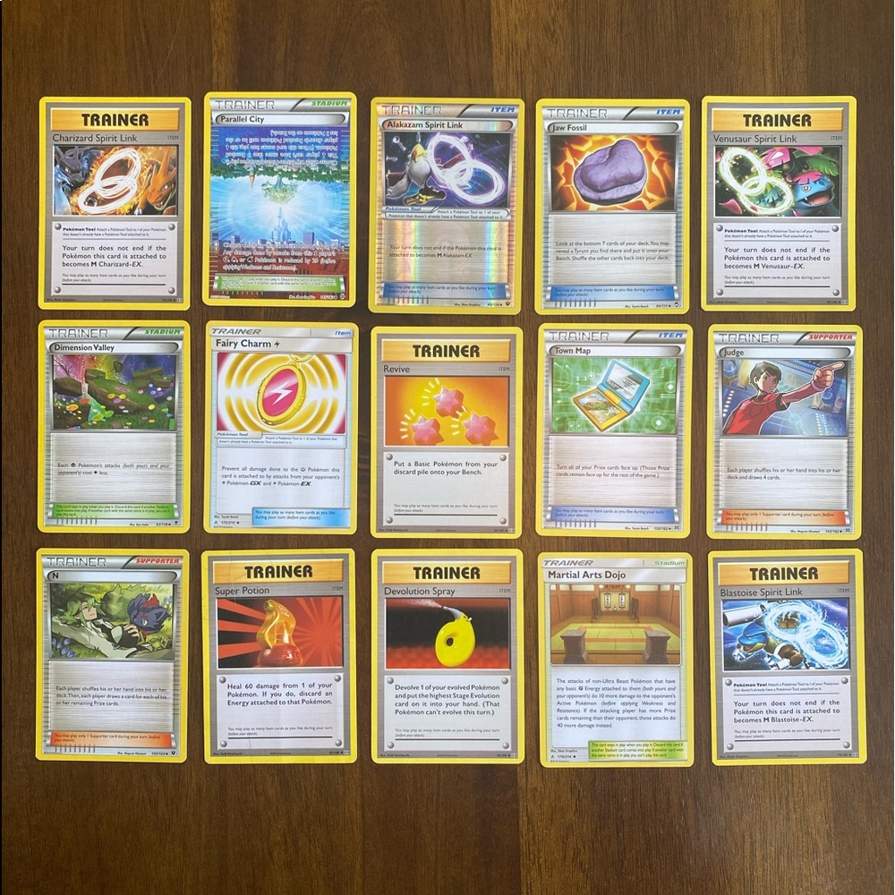 TRAINER POKÉMON card bundle!
